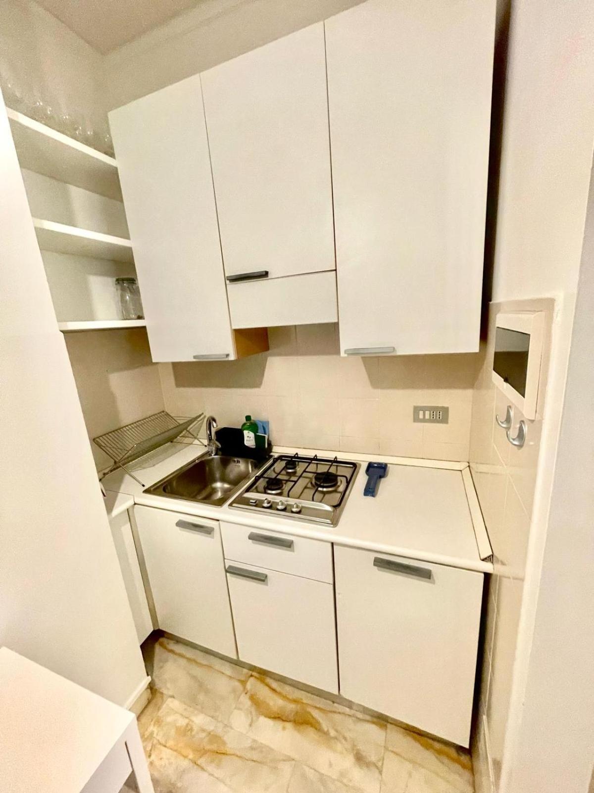 Ampio Bilocale Centro Appartement Milan
